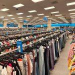 Billionaire David Einhorn turns bullish on major mall retail stock